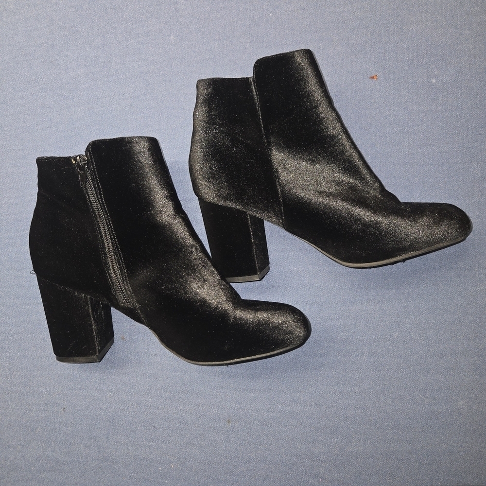 BAMBOO Black Velvet Ankle Chunky Booties Grunge Dark Whimsical Goth Dark Fairy